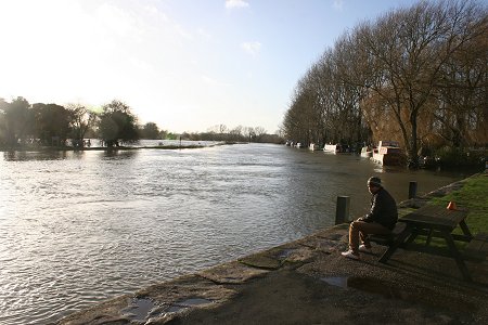 Floods at Lechlade, Swindon