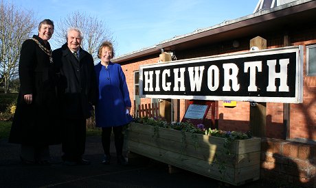 Highworth Station sign