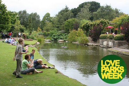 Queen's Park, Swindon - Love Parks Week