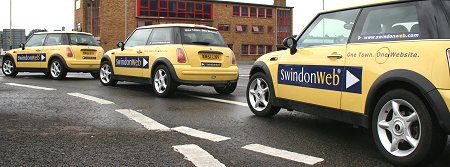 SwindonWeb Minis on the Magic Roundabout