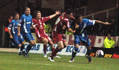 Swindon Town v Orient 06 Nov 2007