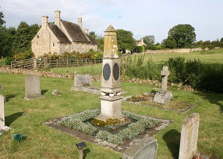Ian Fleming grave - buried in Swindon