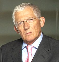 Nick Hewer, Swindon man who helped success of BBC2 series The Apprentice