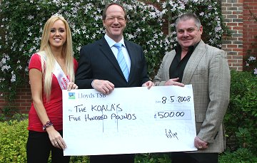 The Koalas receive 500 from KM Promotions in Swindon