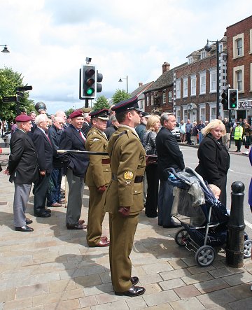 Wootton Bassett tribute 070708