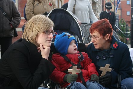 Remembrance day in Swindon 2008