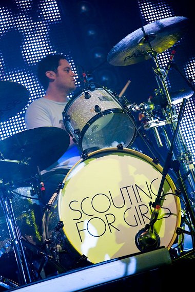 Scouting For Girls with a faint heart