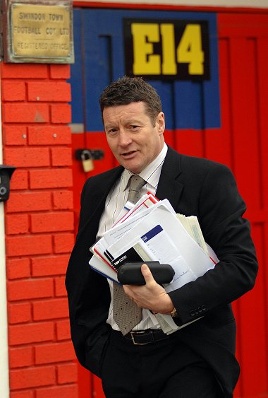 Danny Wilson Swindon Town manager