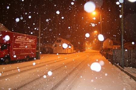 Snow in Highworth 05 Feb 2009