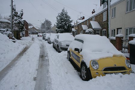 Highworth, Swindon snow 06 Feb 2009