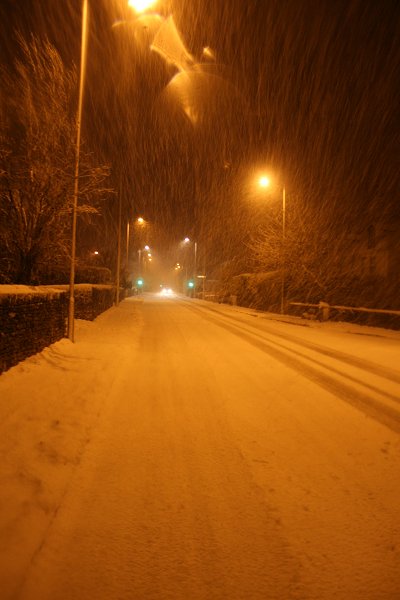 Snow Highworth Swindon 09 Feb 2009