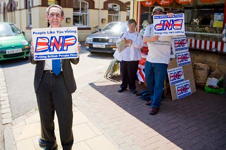 BNP campaigning in Swindon 30 May 2009