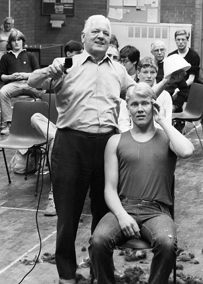 1984, starring Richard Burton, hair-cutting in Swindon at Talk of the Town