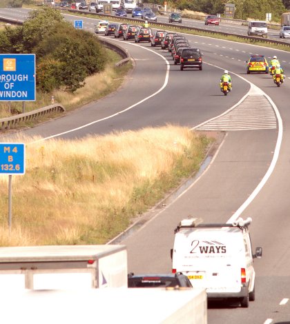 Repatriation convoy joins junction 16 M4 at Swindon