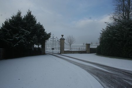 Entrance to Warneford Place, Sevenhampton