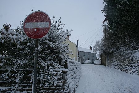 Highworth Snow 2010