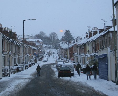 Swindon town centre snow 06 January 2010