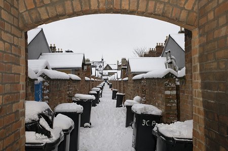 Swindon snow 06 January 2010 Robert Slade