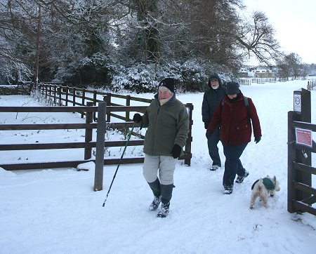 Swindon Stanton Park snow 06 January 2009