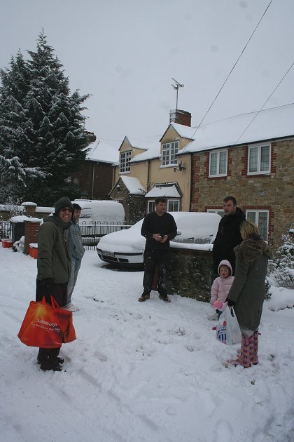 Snow Highworth 13 Jan 2010