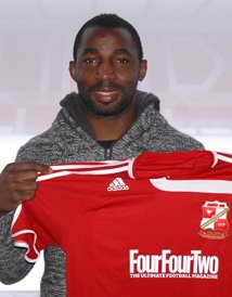 Vincent Pericard Swindon Town