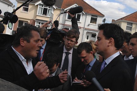 John Doyle confronts Ed Miliband in Swindon