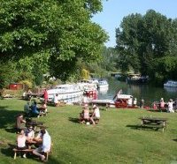 Trout Inn, Lechlade, near Swindon