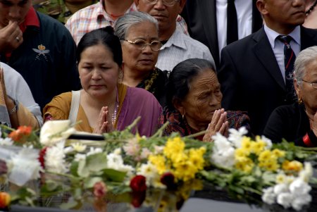 Gurkha family mourn at Wootton Bassett 20 July 2010