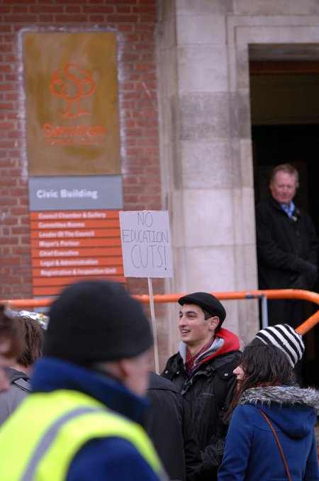 Swindon Students Protest at Swindon Council Offices