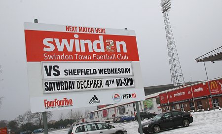 Swindon Town v Sheffield Wednesday 04 Dec 2010