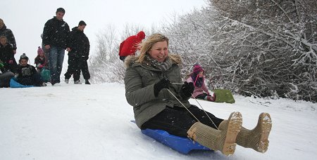 Coate Water Swindon sledging