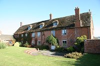 Witcomb Farmhouse Bed & Breakfast