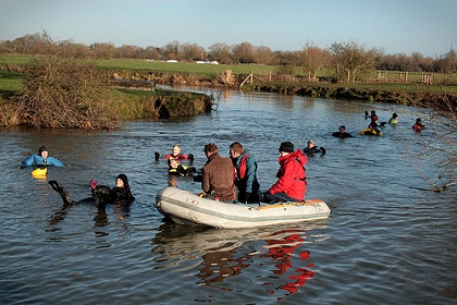 Swimming Down The Thames 08