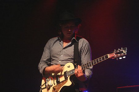 Kooks at the Oasis - 23/04/08