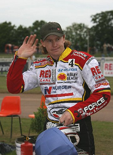Swindon Robins 49 Peterborough Panthers 44