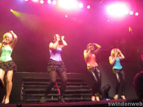 Cascada in Swindon