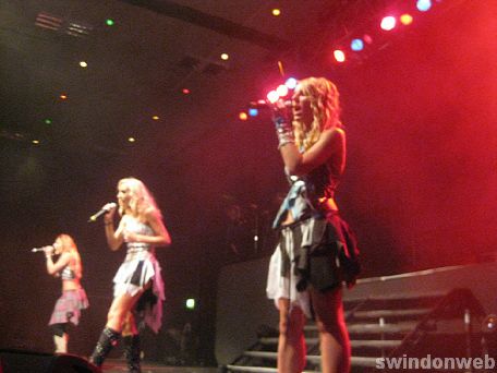 Cascada in Swindon
