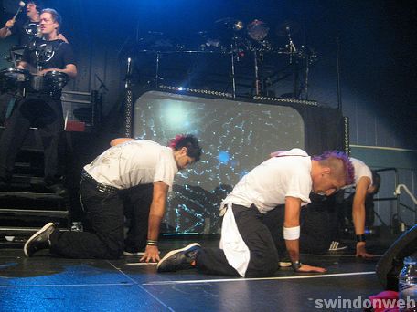 Cascada in Swindon