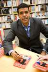 Chris Kamara book signing at Borders