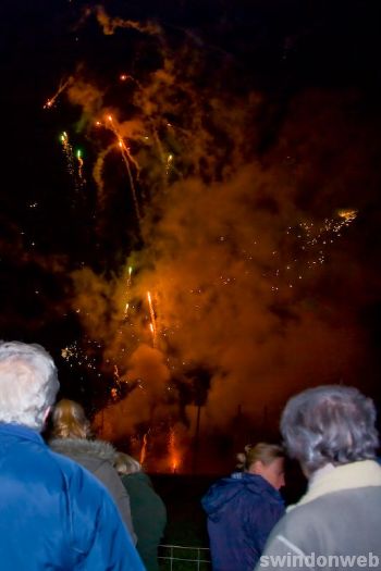 Bonfire night at Roves farm