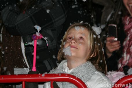 Christmas light switch-on