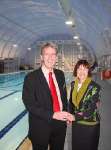 Tessa Jowell opens the new Highworth pool