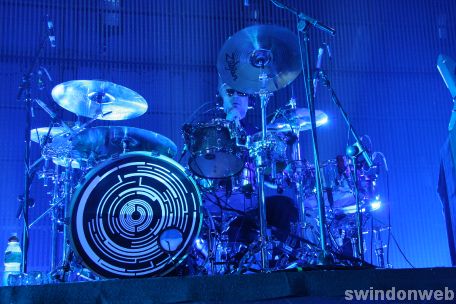 Pendulum at The Oasis