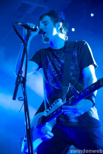Pendulum at The Oasis