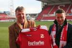 Danny Wilson unveiled as new Swindon manager