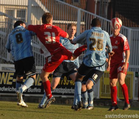Swindon 4 Scunthorpe 2