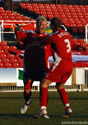 Swindon 4 Scunthorpe 2
