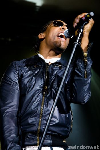 Lemar at the Oasis - 01/04/09