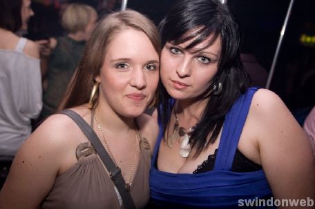 Page Three girls come to Liquid