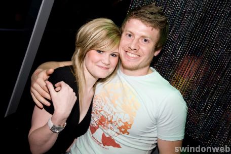 Page Three girls come to Liquid